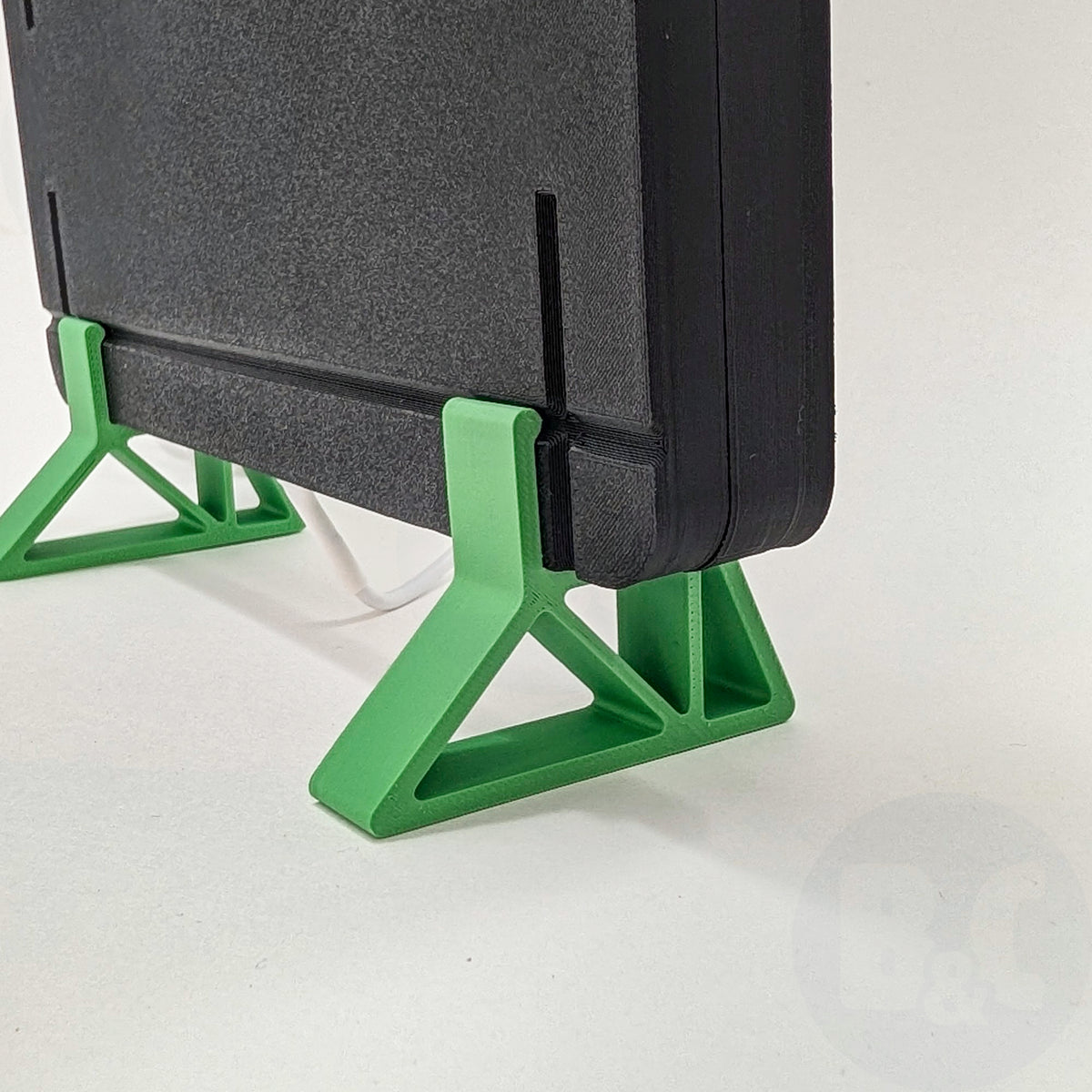 Forest Green Frame Feet